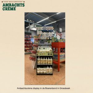 Display Ambachtscrème producten in de display, in Berg en dal, Heumen, Mook en Kranenburg